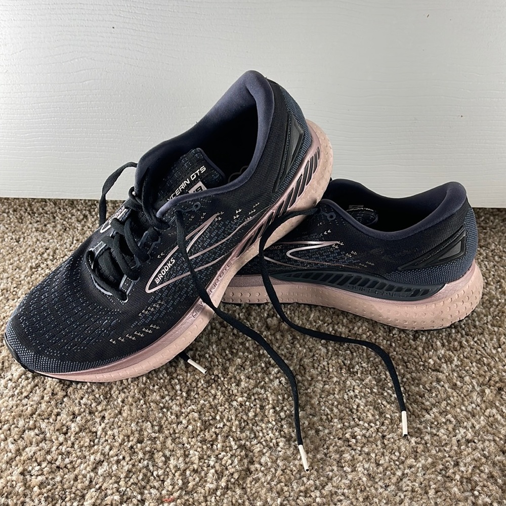 Brooks Glycerin GTS 19 Women’s Size 11